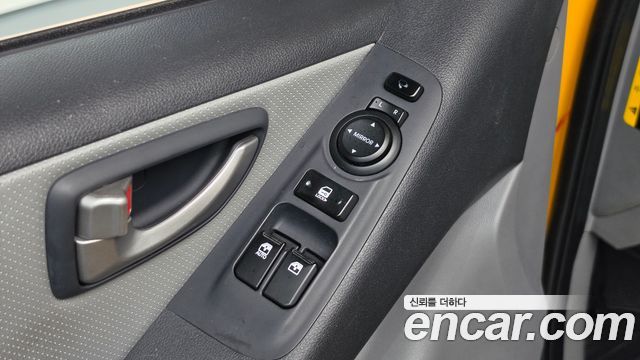Hyundai Starex 2020 — photo 16