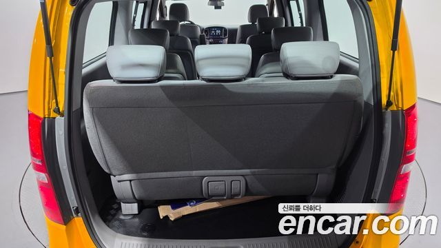 Hyundai Starex 2020 — photo 18