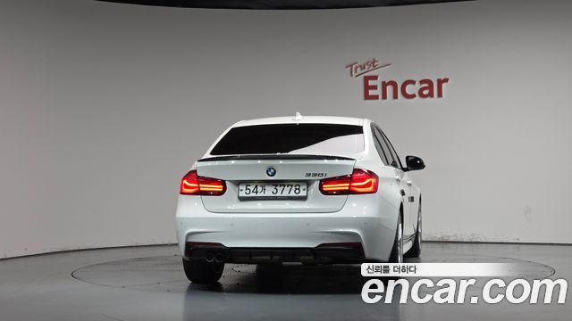 BMW 3-Series 2018 — photo 4
