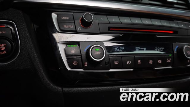BMW 3-Series 2018 — photo 27