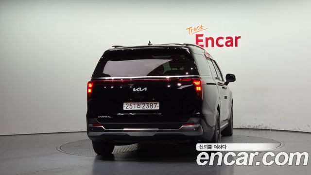 Kia Canival 2025 — photo 4