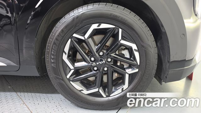 Kia Canival 2025 — photo 7