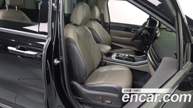 Kia Canival 2025 — photo 16