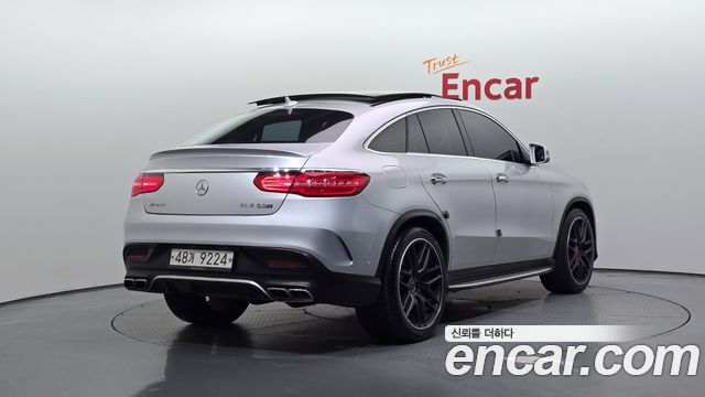 Mercedes-Benz GLE-Class 2017 — photo 2
