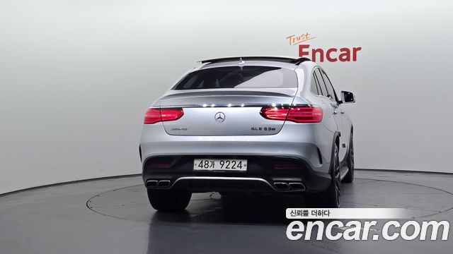 Mercedes-Benz GLE-Class 2017 — photo 4