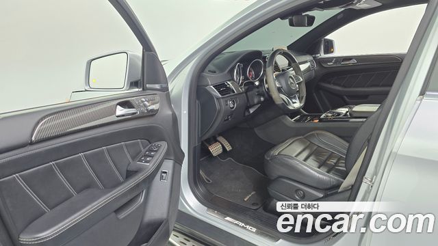 Mercedes-Benz GLE-Class 2017 — photo 10