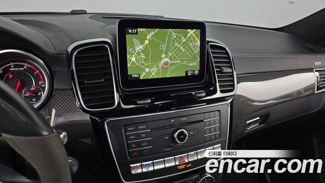 Mercedes-Benz GLE-Class 2017 — photo 12