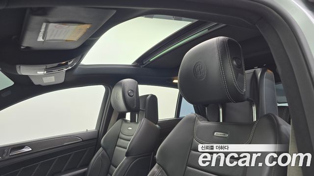 Mercedes-Benz GLE-Class 2017 — photo 18