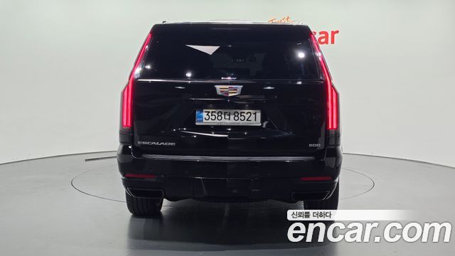 Cadillac Escalade 2025 — photo 4