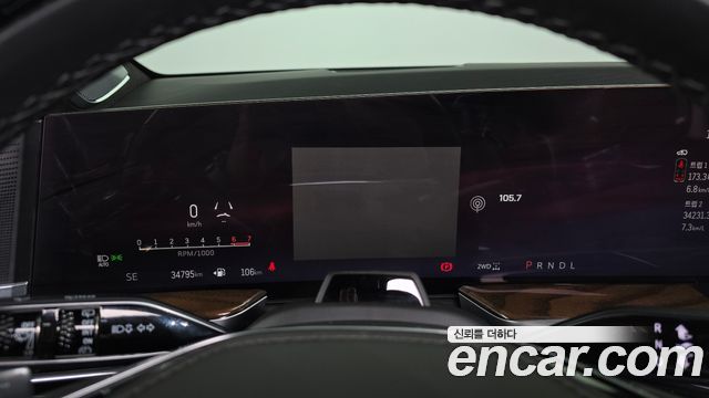 Cadillac Escalade 2025 — photo 8