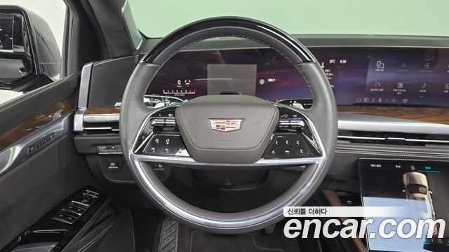 Cadillac Escalade 2025 — photo 13