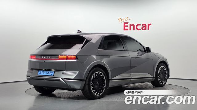 Hyundai Ioniq5 2022 — photo 2