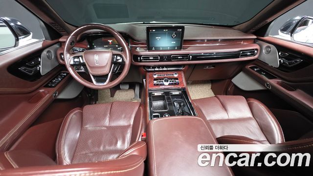 Lincoln Aviator 2022 — photo 7