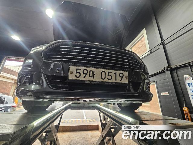 Ford Mondeo 2015 — photo 1