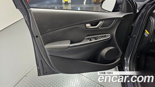 Hyundai Kona 2018 — photo 14