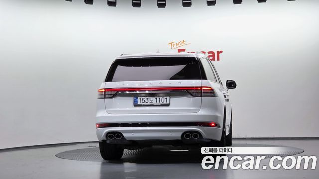 Lincoln Aviator 2023 — photo 4