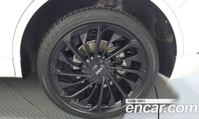 Lincoln Aviator 2023 — photo 7