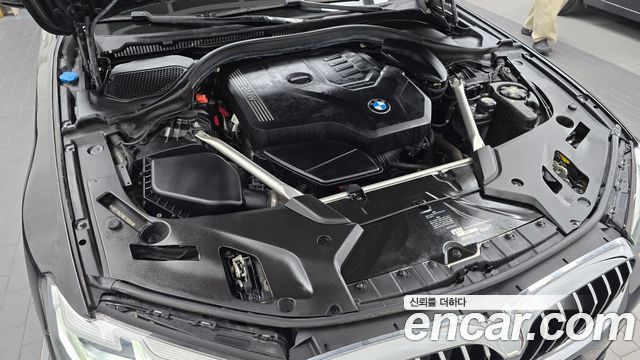 BMW 5-Series 2021 — photo 6