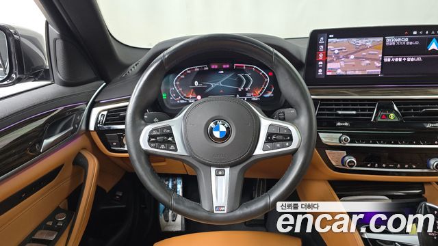 BMW 5-Series 2021 — photo 19