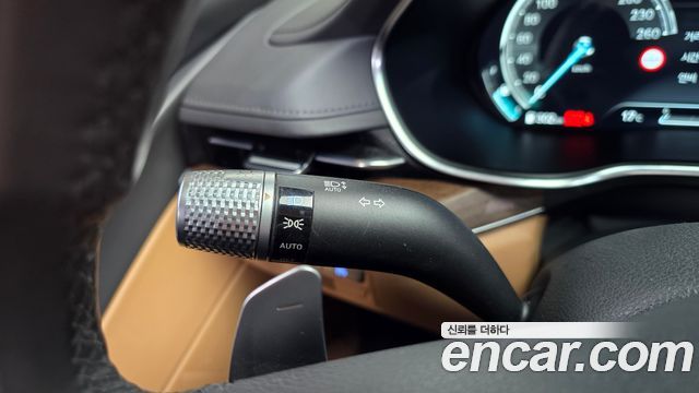 Genesis G80 2022 — photo 26