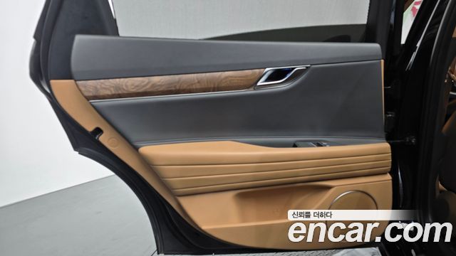 Genesis G80 2022 — photo 15