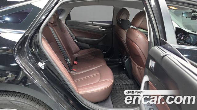 Hyundai Sonata 2017 — photo 11