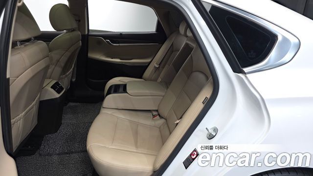 Hyundai Grandeur 2018 — photo 17