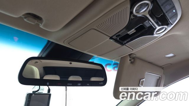 Hyundai Grandeur 2018 — photo 26