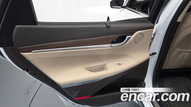 Hyundai Grandeur 2018 — photo 15