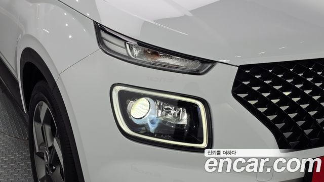 Hyundai Venue 2021 — photo 8