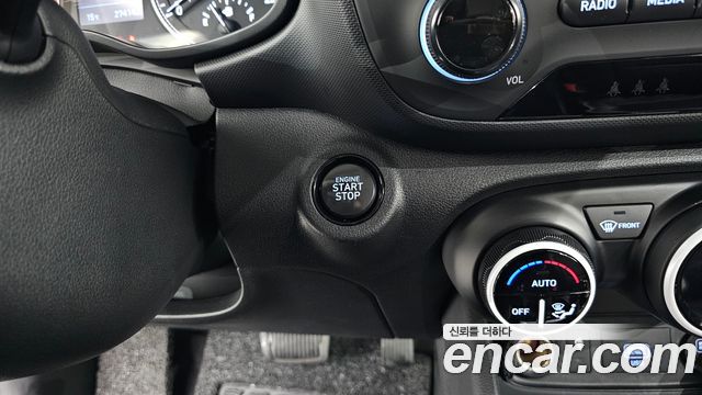 Hyundai Venue 2021 — photo 27