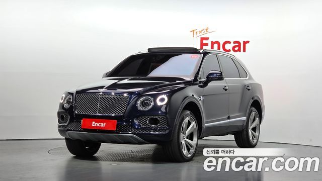 Bentley Bentayga 2018 — photo 1