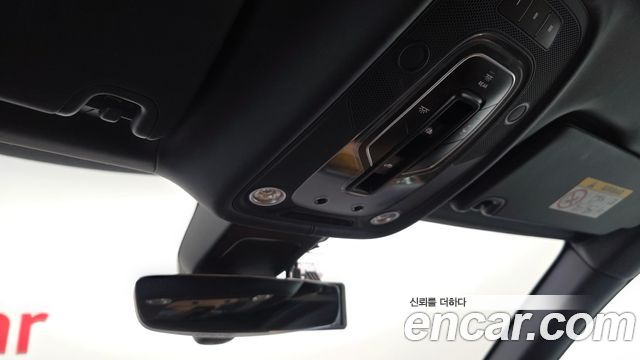 Bentley Bentayga 2018 — photo 26