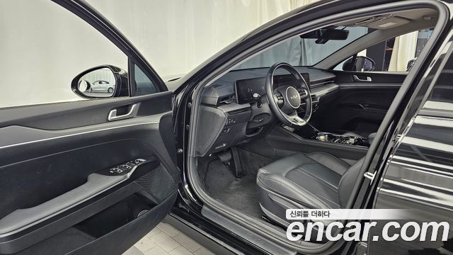 Kia K5 2025 — photo 13