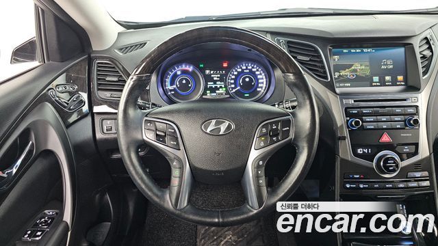 Hyundai Grandeur 2016 — photo 19