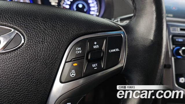 Hyundai Grandeur 2016 — photo 26