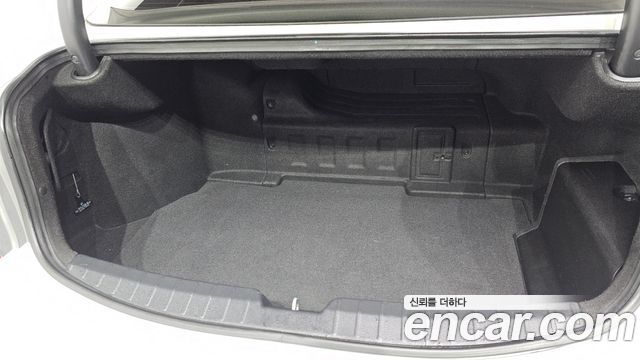 Hyundai Grandeur 2016 — photo 32