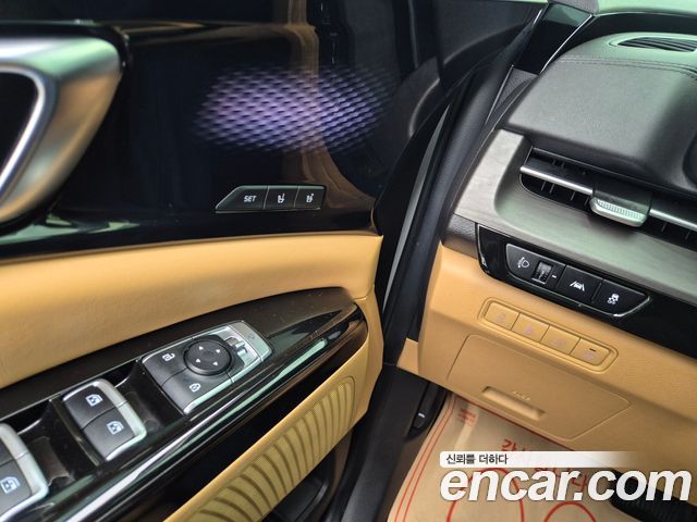Kia Canival 2023 — photo 13
