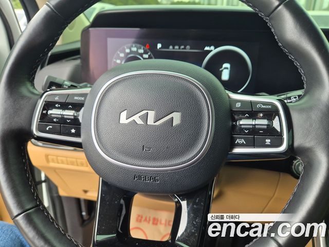 Kia Canival 2023 — photo 14