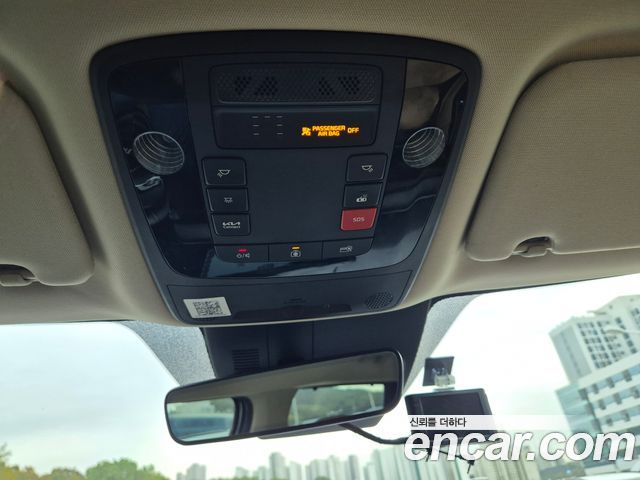 Kia Canival 2023 — photo 17