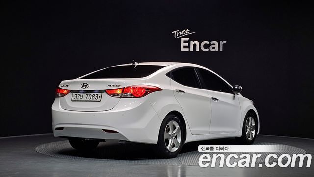 Hyundai AVANTE 2012 — photo 2