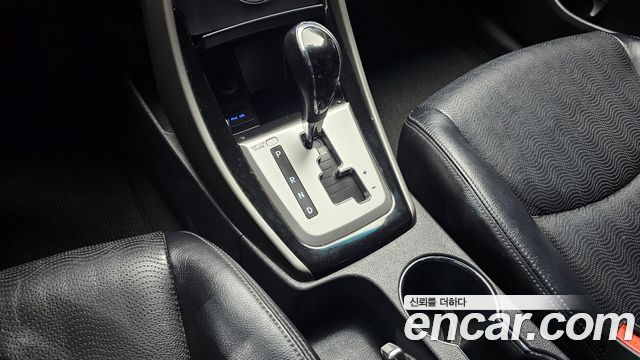 Hyundai AVANTE 2012 — photo 12