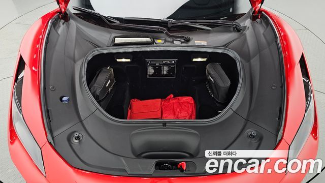 Ferrari F8 2021 — photo 6