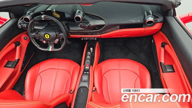 Ferrari F8 2021 — photo 10
