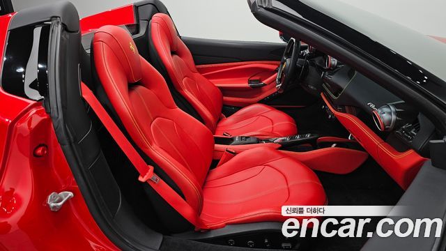 Ferrari F8 2021 — photo 17