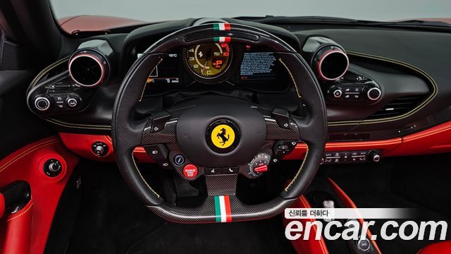 Ferrari F8 2021 — photo 18