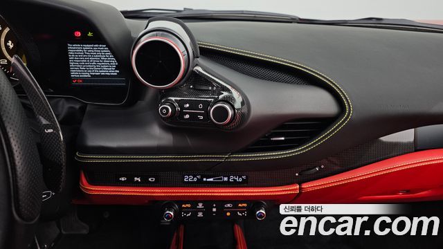 Ferrari F8 2021 — photo 19
