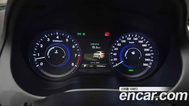 Hyundai Grandeur 2012 — photo 11