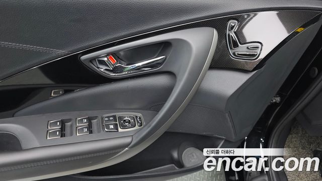 Hyundai Grandeur 2012 — photo 17
