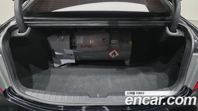 Hyundai Grandeur 2012 — photo 27
